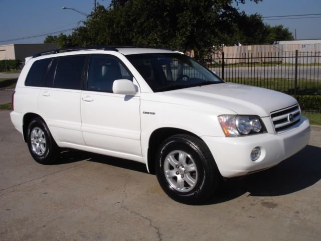 2003 Toyota Highlander Base, AWD, Loaded, Clean