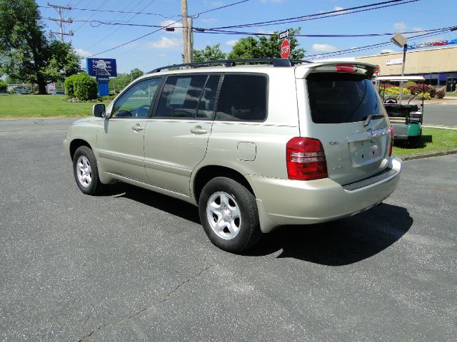 2003 Toyota Highlander Ram 3500 Diesel 2-WD