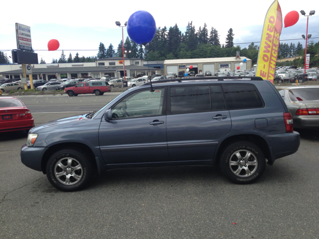 2004 Toyota Highlander 340 Wedge