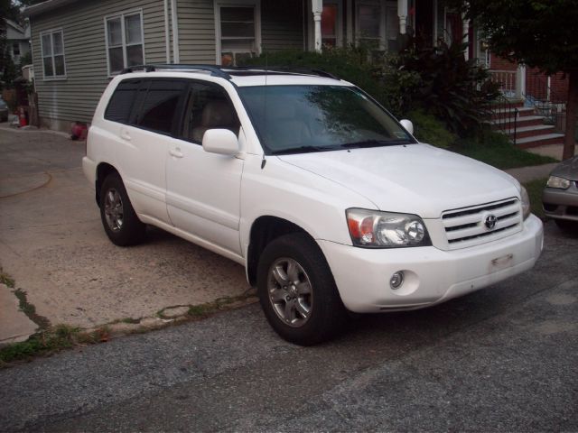 2004 Toyota Highlander Unknown