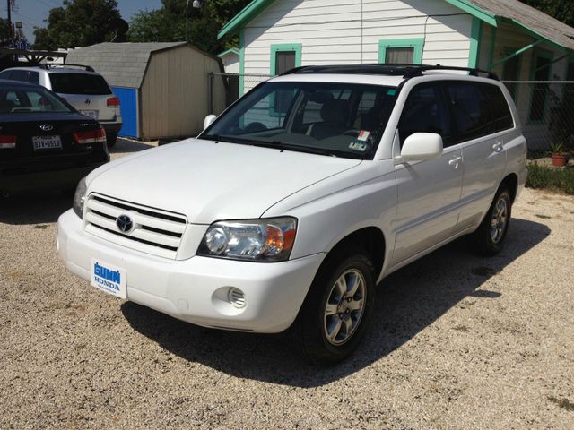 2004 Toyota Highlander QUAD CAB W