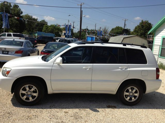 2004 Toyota Highlander QUAD CAB W