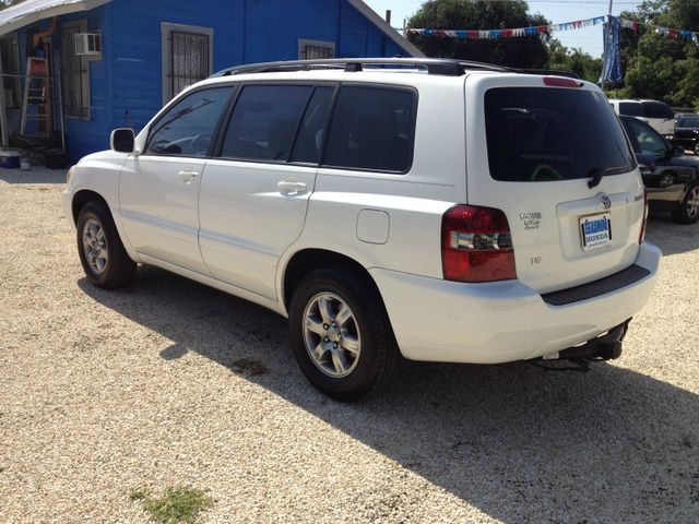 2004 Toyota Highlander QUAD CAB W