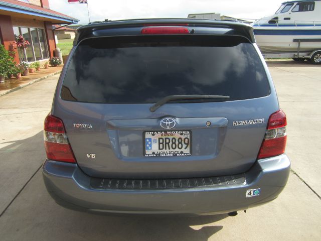 2004 Toyota Highlander 4dr 1500 4WD SLT 4x4 SUV