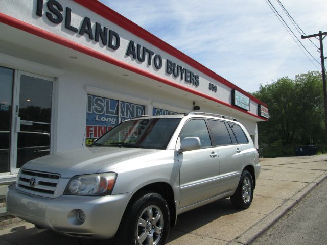 2004 Toyota Highlander QUAD CAB W