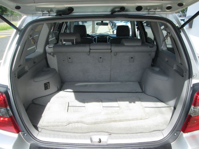 2004 Toyota Highlander QUAD CAB W