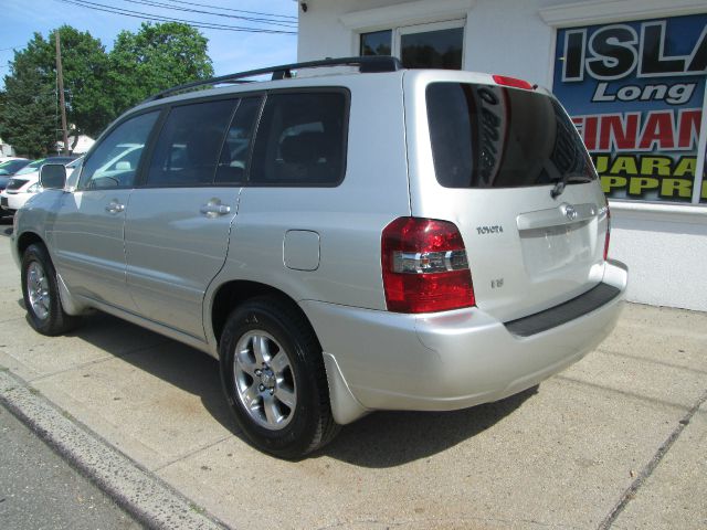 2004 Toyota Highlander QUAD CAB W