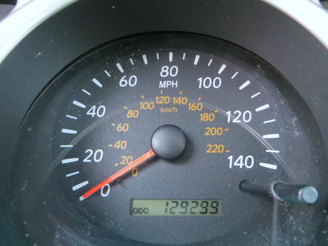 2004 Toyota Highlander 340 Wedge