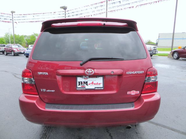 2004 Toyota Highlander 340 Wedge