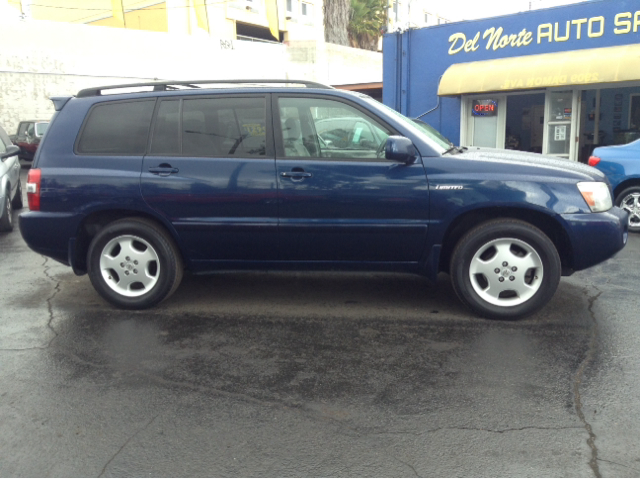 2004 Toyota Highlander QUAD CAB W