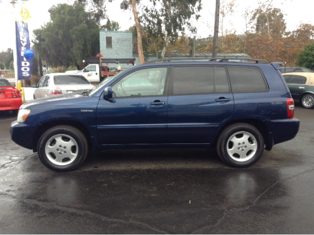 2004 Toyota Highlander QUAD CAB W