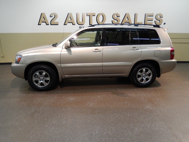 2004 Toyota Highlander QUAD CAB W