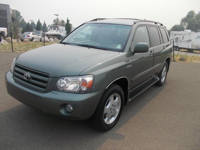 2004 Toyota Highlander 340 Wedge