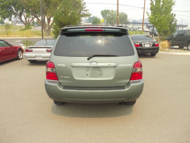 2004 Toyota Highlander 340 Wedge