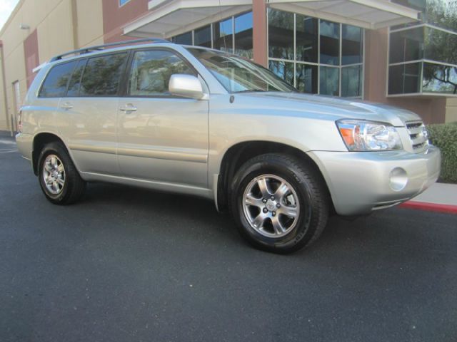 2004 Toyota Highlander QUAD CAB W