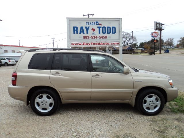 2004 Toyota Highlander QUAD CAB W