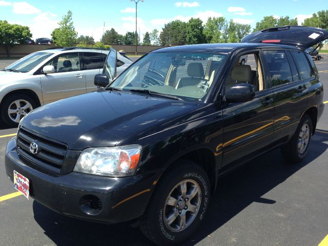 2004 Toyota Highlander Ram 3500 Diesel 2-WD