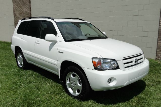 2004 Toyota Highlander 340 Wedge