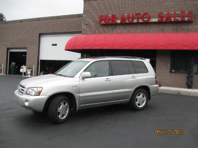 2004 Toyota Highlander 340 Wedge