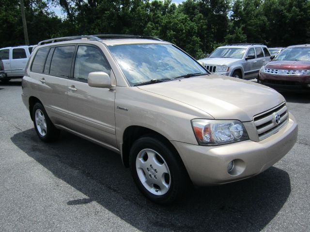 2004 Toyota Highlander 340 Wedge