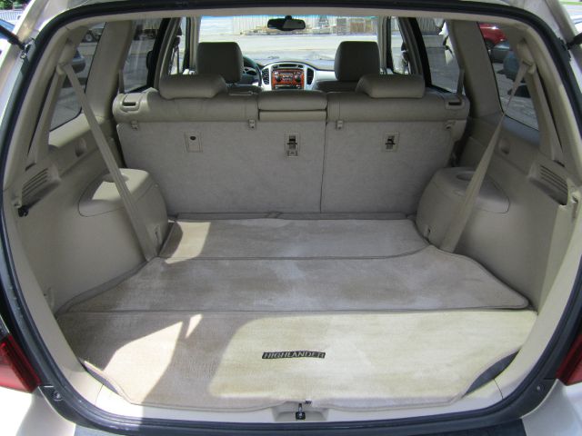 2004 Toyota Highlander 340 Wedge