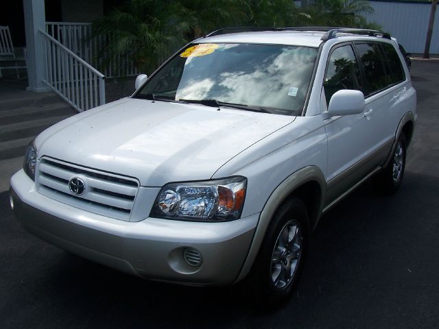 2004 Toyota Highlander 4dr 1500 4WD SLT 4x4 SUV