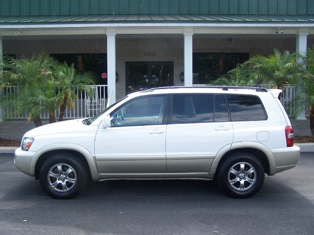 2004 Toyota Highlander 4dr 1500 4WD SLT 4x4 SUV