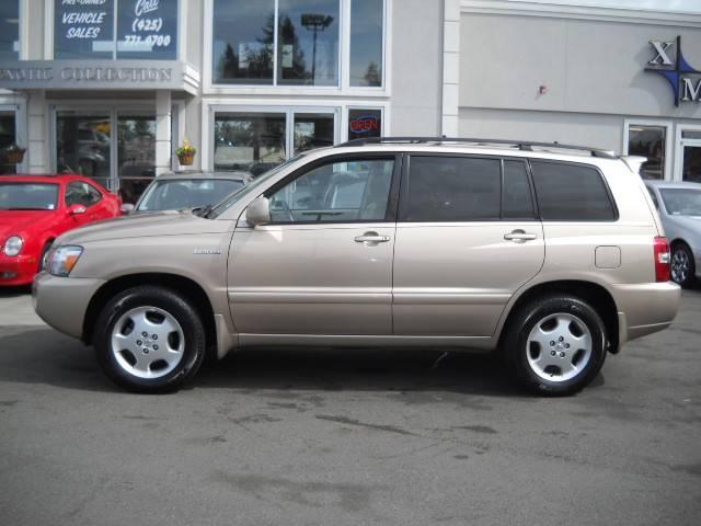 2004 Toyota Highlander 2D