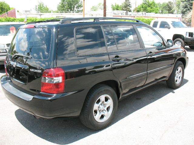 2004 Toyota Highlander QUAD CAB W