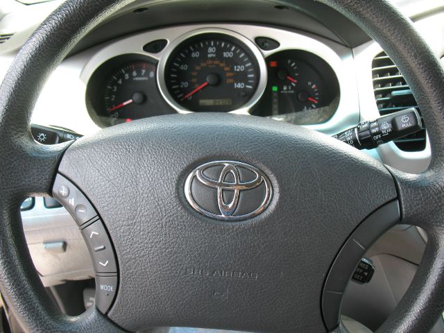 2004 Toyota Highlander QUAD CAB W