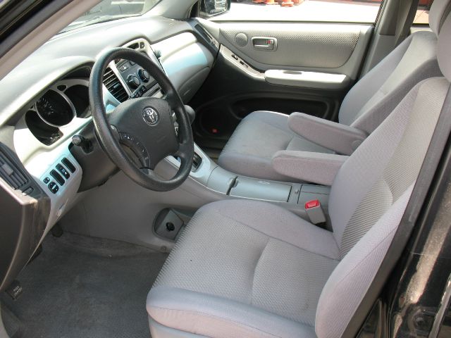 2004 Toyota Highlander QUAD CAB W