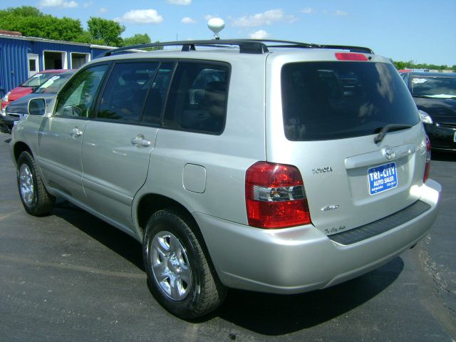 2005 Toyota Highlander Ram 3500 Diesel 2-WD