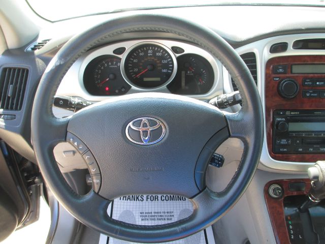 2005 Toyota Highlander SLT 25