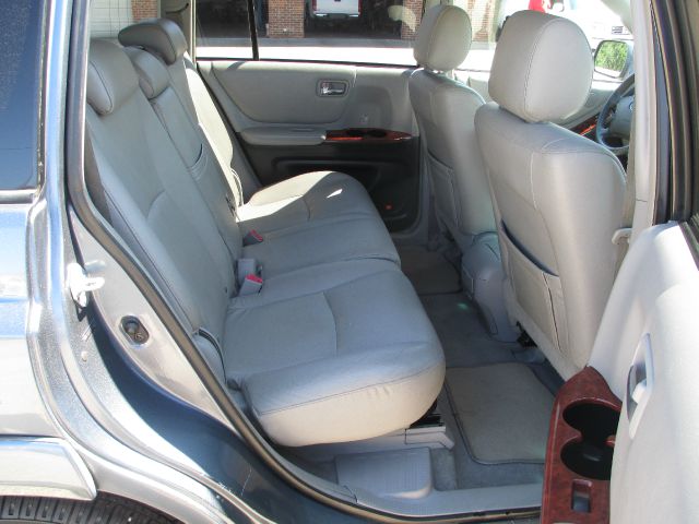 2005 Toyota Highlander SLT 25