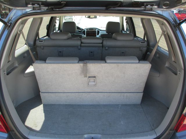 2005 Toyota Highlander SLT 25