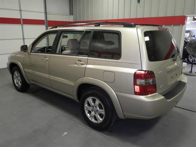 2005 Toyota Highlander C230 ~fun~ Great Value