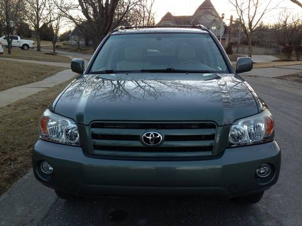 2005 Toyota Highlander 340 Wedge