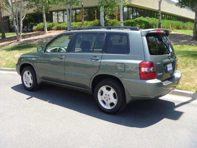 2005 Toyota Highlander 340 Wedge