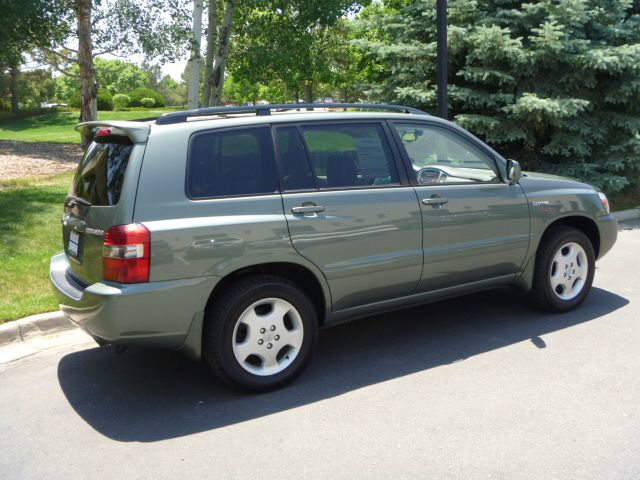 2005 Toyota Highlander 340 Wedge