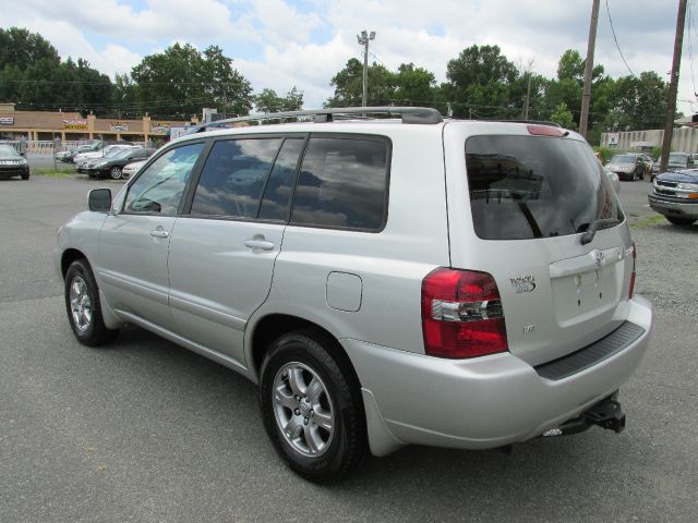 2005 Toyota Highlander 4dr 1500 4WD SLT 4x4 SUV