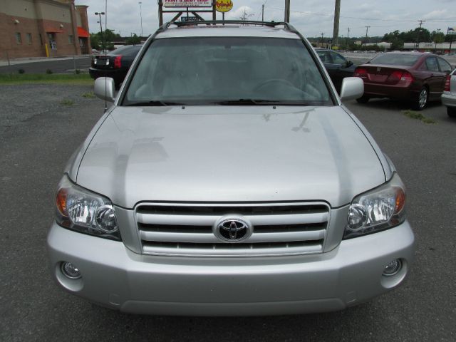 2005 Toyota Highlander 4dr 1500 4WD SLT 4x4 SUV