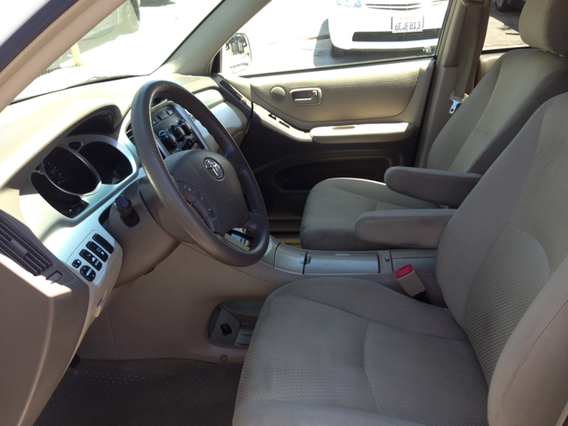 2005 Toyota Highlander QUAD CAB W