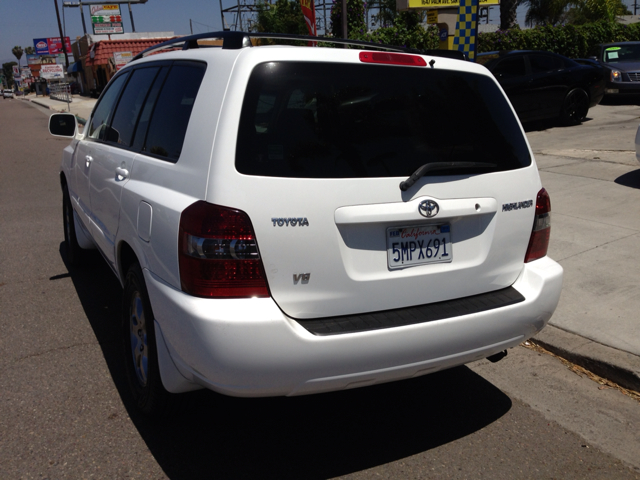 2005 Toyota Highlander QUAD CAB W