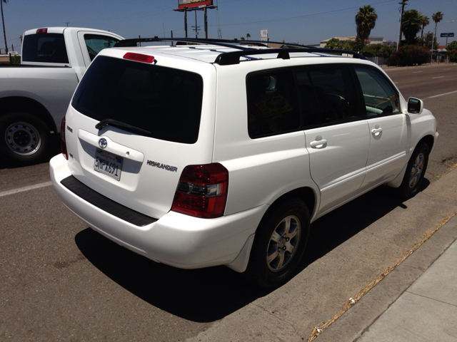 2005 Toyota Highlander QUAD CAB W