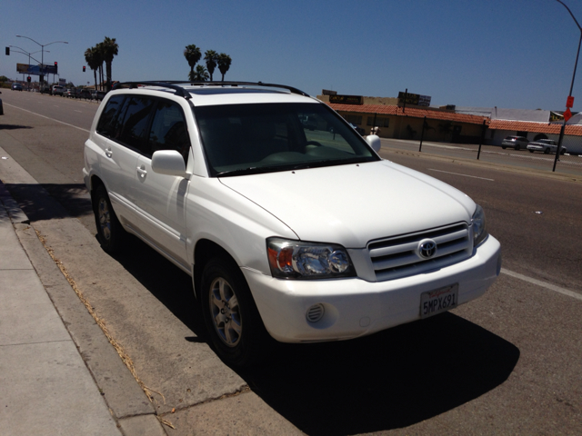 2005 Toyota Highlander QUAD CAB W