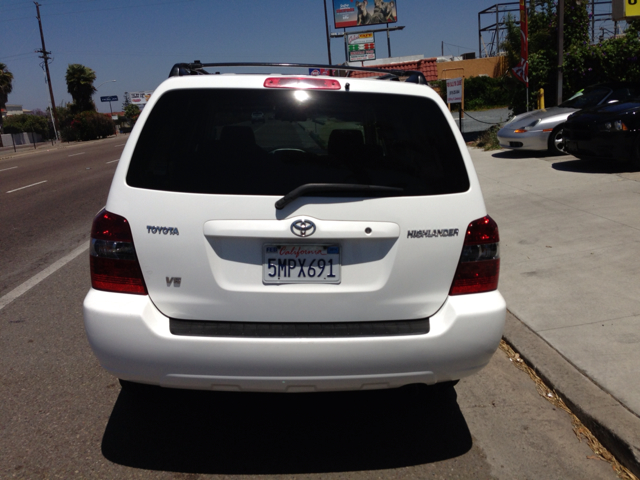 2005 Toyota Highlander QUAD CAB W