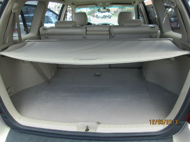 2005 Toyota Highlander QUAD CAB W