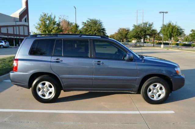 2005 Toyota Highlander Unknown