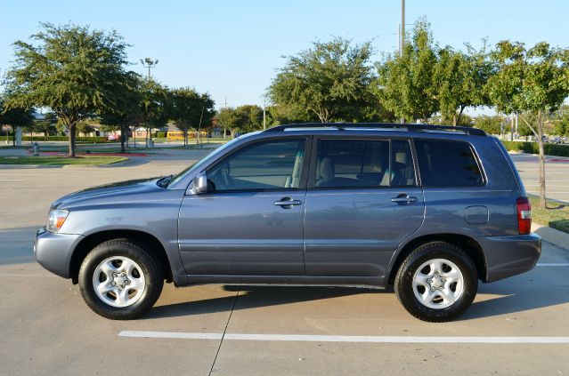 2005 Toyota Highlander Unknown