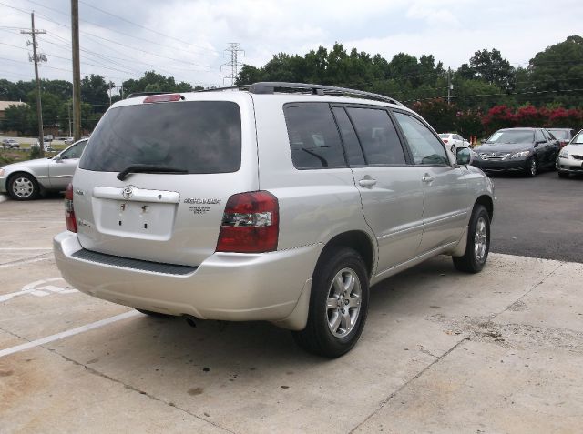 2005 Toyota Highlander 340 Wedge